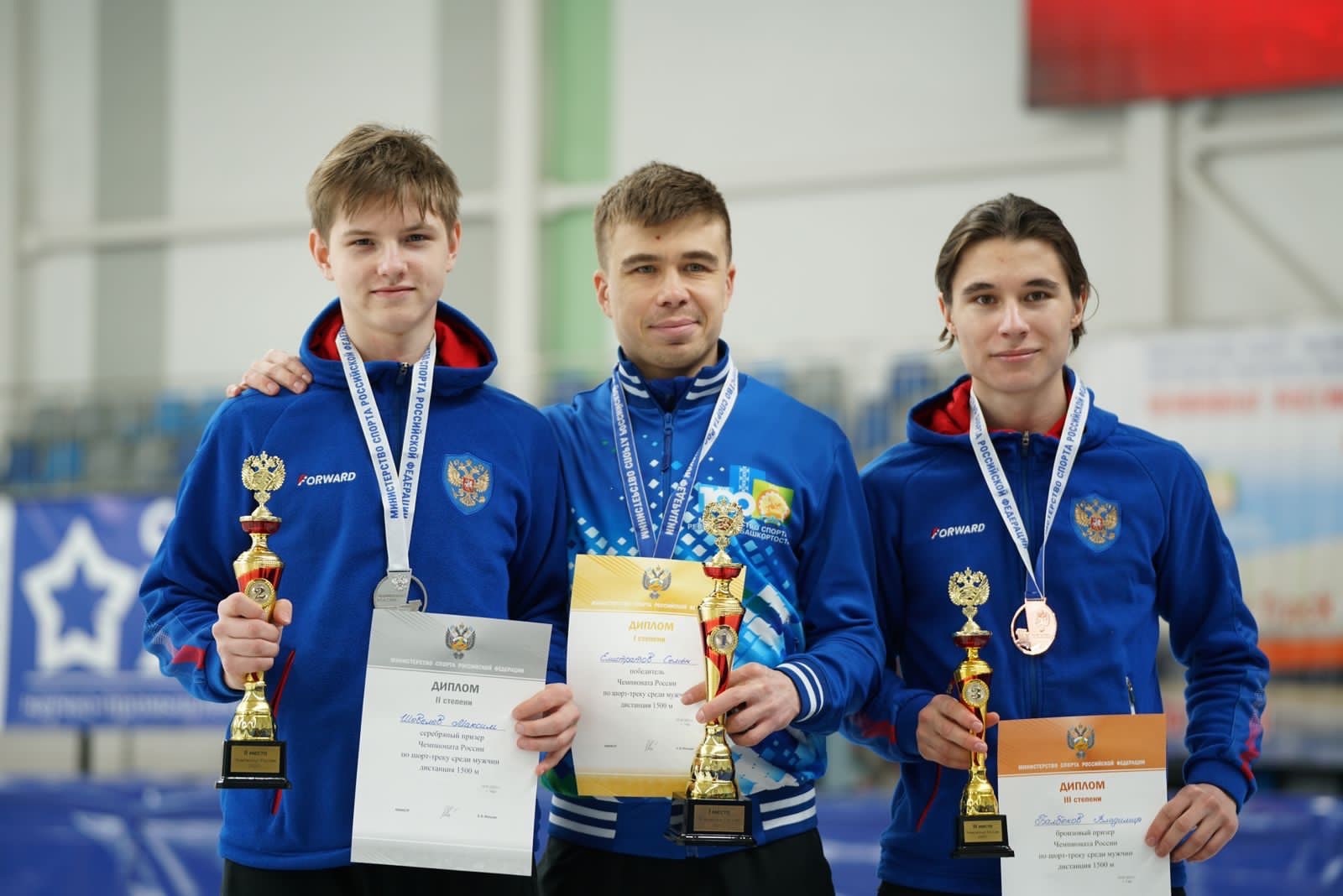 Елистратов всем в пример