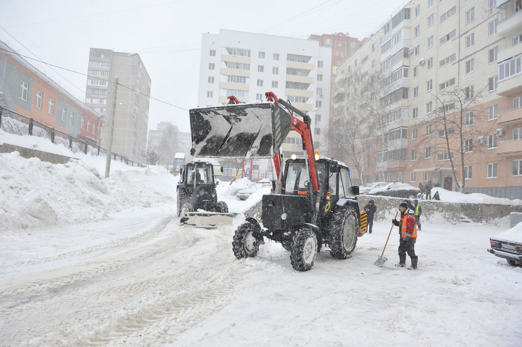 Спасение из ледяного плена