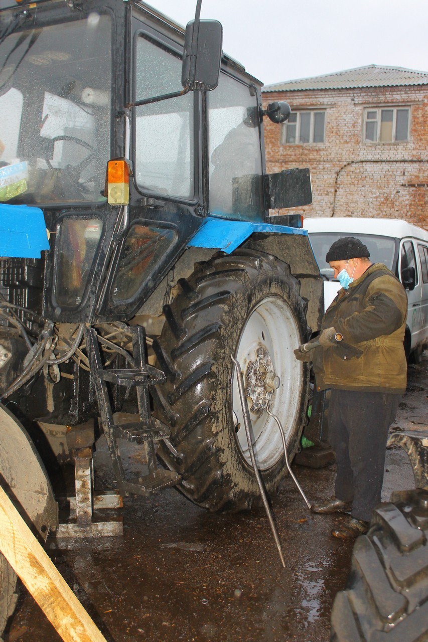 Крепче за баранку держись, шофер