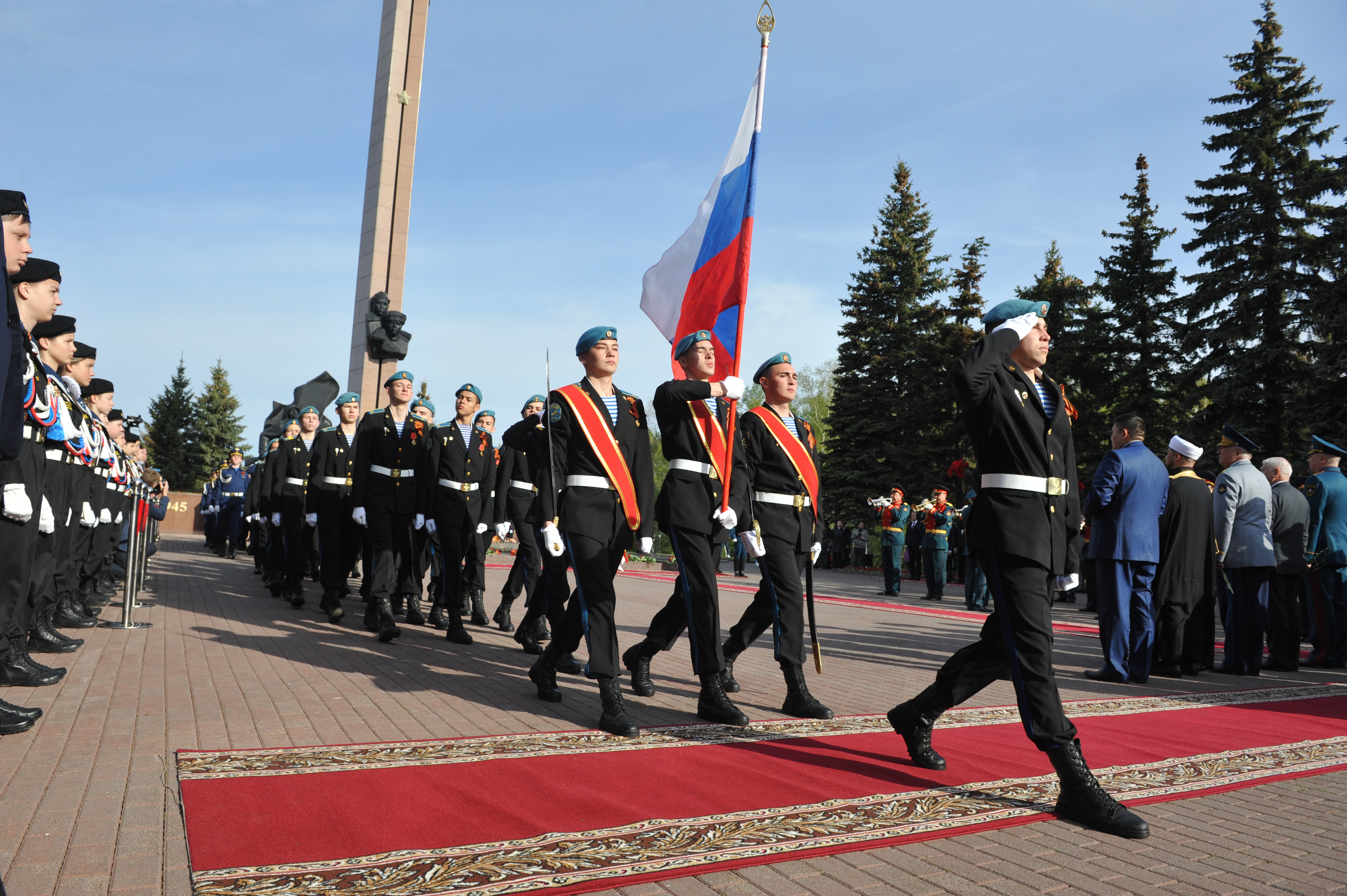 Памятник победителям